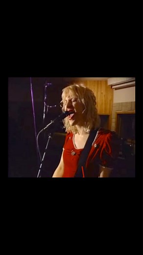 KinderGrrl | Courtney Love/Hole Archive on Instagram: "Recently Surfaced Footage of Hole in the studio recording Asking For It. 🩵 — 🪻 October 1993. Atlanta, Georgia. Triclops Sound Studios. — 🪻 Asking For It was actually written while Hole was in the studio recording the album, it had not been written prior such as songs like Doll Parts or Violet for example. — 🪻 MTV followed Hole around in the studio with cameras and we have seen bits and pieces of that footage throughout the years but this