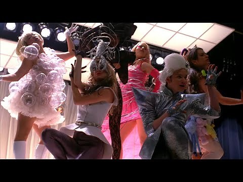 Glee - Bad Romance (Full Performance)