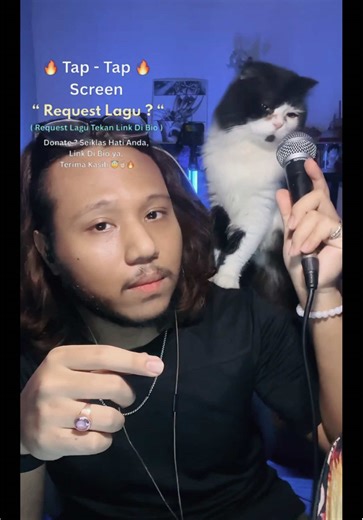 Selain tak jiwang tak kawan, tak cat lovers pun tak kawan 🤍 Maaf cakap saya lagi suka cakap dengan kucing dari orang 🤪 Dapp ye Chapyt nyanyi lagu Selumbar ni lurvee betol 🫠👏🏻👏🏻👏🏻 #coversong #coverlagu @Chapyt's