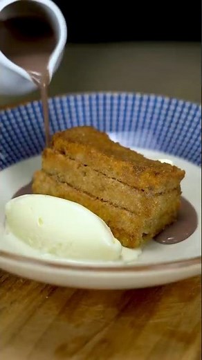 A pastry chef taught me this FANCY dessert with sliced bread! #dessert
