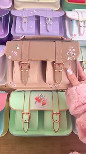 The pastels 💜 💕 💚 the micro satchel bags by Grafea https://www.grafea.com/collections/micro-satchel-small-leather-bags | Grafea