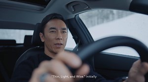 🏎️ Legendárny pretekár Takuma Sato sa podelil o svoj pohľad na to , čo robí Hondu radu 0 takou jedinečnou. 0️⃣ Séria 0 je inšpirovaná princípmi "štíhly, ľahký a múdry", ktoré zaisťujú bezpečnosť a stabilitu pre všetkých ľudí. #Honda0Series | Honda Slovensko automobily