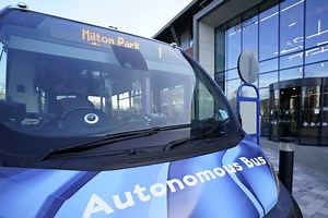 UK’s first self-driving electric bus unveiled