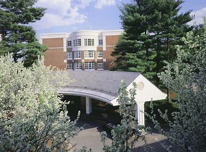 How Does Emerson Hospital's ER Wait Time Stack Up?