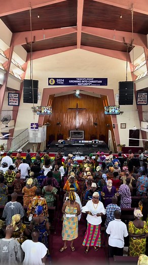 MHB 272: Jesus Shall Reign at St. Paul Cathedral