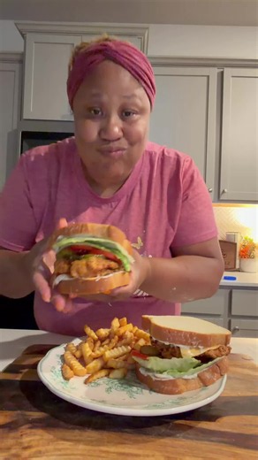 Classic Crispy Chicken Sandwich Recipe – Simple & Crunchy