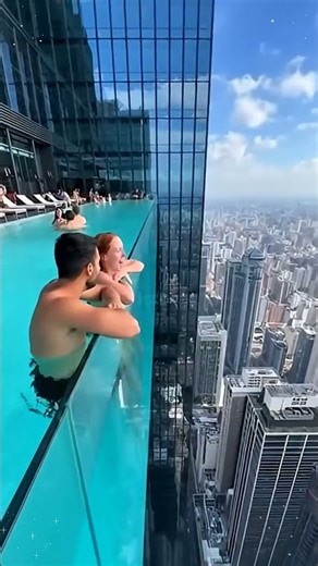Infinity Pool Falls Apart!#this viraltiktok #fypシ゚viral🖤tiktok #skyfall #parachutefail #ghanatiktok