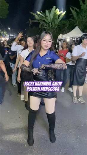 Joget karnaval amoy kostum polwan menggoda ds gandusari