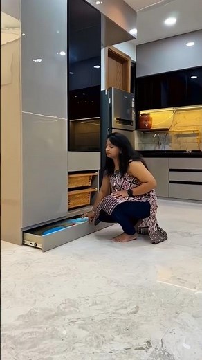 Maximize Your Storage with Pull-Out Drawers | Kitchen Organization #kitchen