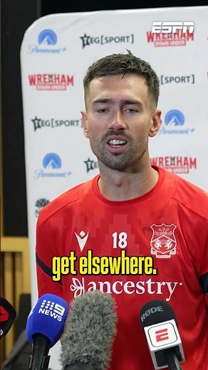 That's one way to welcomed to Wrexham! | #wrexhamdownundertour