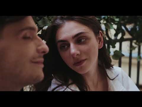 Her Family Members Were IMPOSTERS? (Capgras Delusion)