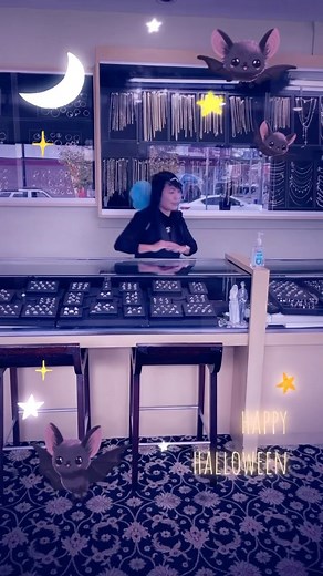 Halloween at work goofing around when it's quiet 👻 | Nova T Alimbo