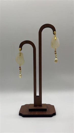 New Jewelry Creation: Material vs. Product