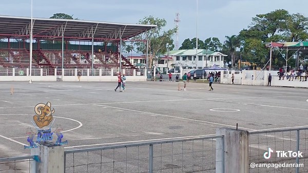 Rampage on the Go: 32 Runs from 10 Balls! First-class all-rounder Christopher Barnwell and first-class pacer Isiah Thorne were taken to the cleaners #villagerams #tapeballcricket #tapeballguyana #tapeballbestpair #rampage #ramsnation #bringballs #timings