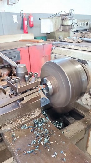 Metal part #bush #process #easy #tricks #automobile #lathe #machine | Ajmalkhokhar