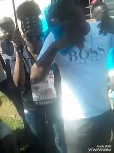 Layibeka yacaca iChalaha likaShafuza(RIP)...... Akudingeki ukuthi uzomoshe yonke imali onayo ngoba uthi weseka iqhawe lakho lokhonje okungangamandla akho kusuke kwenele | Dumakahle/sa