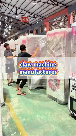 We are a professional indoor game machine manufacturer. For inquiries, please feel free to contact us! #ClawMachine #DesktopClawMachine #Arcade #ClawMachineManufacturer #Factory