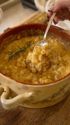 1.7M views · 12K reactions | This is my Creamy Potato One Pot pasta. Share this recipe and invite the ones you love to make this with. A Neapolitan classic that’s just a little different, family to family, depending on your Nonna’s palate! This is mine. | The Pasta Queen | Facebook