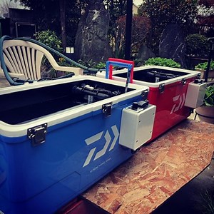 オート給排水式ライブウェル クーラーボックスタイプ | alivewell-factory