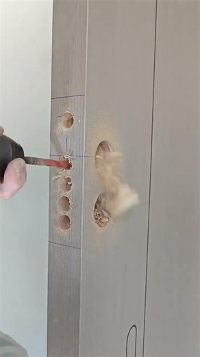 Immersive experience of drawing and drilling lock holes