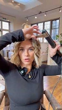 Easy Bob Waves Using a Straightener ✨ Quick Hair Hack