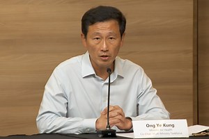 WATCH: Individuals can now uninstall their TraceTogether app, while businesses can do the same for their SafeEntry business app, said Health Minister Ong Ye Kung at a press conference held by the multi-ministry task force tackling the Covid-19 pandemic on Thursday (Feb 9). A TraceTogether token return exercise at all community clubs and centres will also take place from Monday till March 12. Read more: https://tdy.sg/40KcFus | TODAY