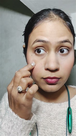 puffy eye's #hack #makeup #viralhacks #makeuptutorial #ytshorts #youtubeshorts #shorts #shortvideo