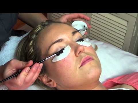 How To: Eyelash Tinting