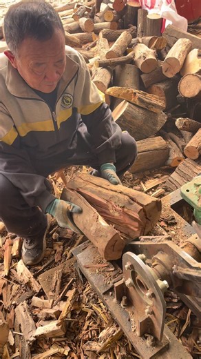 Efficient Firewood Splitting Machines for Home Use