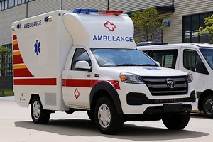 [Hot Item] Foton 4*4 Tipo de Caja Ambulance/4X4 Ambulancia Ambulancia Médica