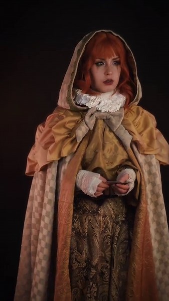 Do you think that’s normal? ♥️♠️🐇 This cloak was made with pattern Simplicity 3190 🧵🪡