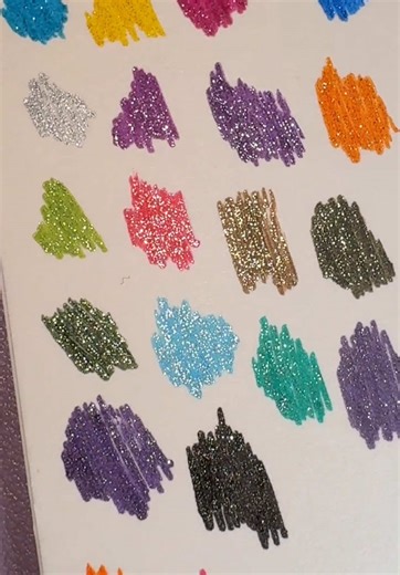 My favorite glitter pens 😍 #grabie #tiktokshop #glitterpens #coloring #grabieglitterpens