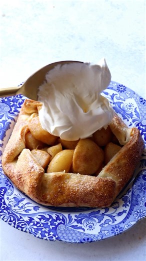 Free-Form Spiced Pear & Maple Pies with Thyme 🍐🤎 Ingredients • 4 ripe Bosc pears, peeled, cored, and chopped • 15ml lemon juice • 25g butter • ¼ cup maple syrup • ¼ cup brown sugar • ½ tsp cinnamon • ¼ tsp nutmeg • ¼ tsp ground ginger • ¼ tsp salt • 2 tbsp cornflour • 1 tbsp fresh thyme leaves (for garnish) • 4 × 200g sheets store-bought sweet shortcrust pastry, thawed • 1 egg, beaten • 1 tbsp caster sugar (extra) • Whipped cream (for serving) Method 1. Preheat the oven to 200°C (fan-forced). 