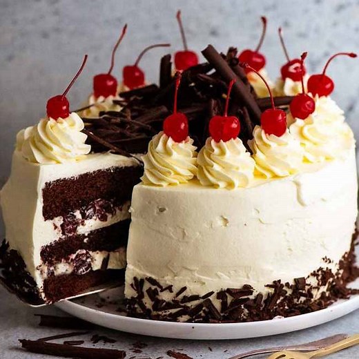 861K views · 2.2K reactions | Ending German week with the ultimate BLACK FOREST CAKE!  If the idea of cherries, chocolate and cream excite you then THIS is the cake for you! The full recipe: https://www.recipetineats.com/black-forest-cake/ | RecipeTin | Facebook