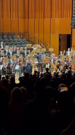 Hilary Hahn recovering from injury. Francesca Dego stepped up to the plate. #violin #music #brahms