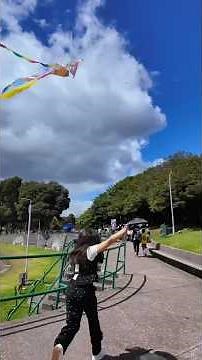 My first time flying a kite in Colombia! I had an amazing time 🪁✨
