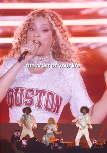2025 bebe, the year I saw Beyoncé in her home town ✨🪩 Come back to us soon horse lady, we’re so ready for act 3 #cowboycarter #beyoncetour #houstontexas #beyhive #beyoncelive