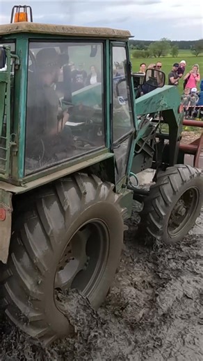 32K views · 403 reactions | Through the mud like a pro  | Blatron | Facebook