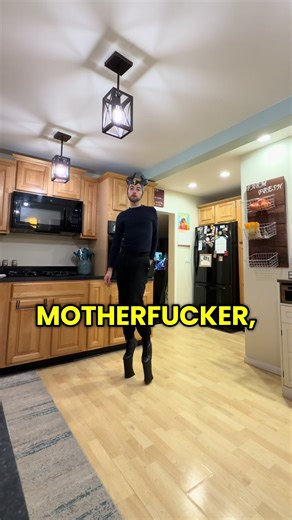 I find this so interesting. Like what happened?! He did like 4 interviews then dropped off. He must had realized his own BULLSHIT! You can’t talk shit about Britney Spears and expected praise. The last check has LONG cleared. Let her live!! #heellessshoes #britneyspears #kevinfederline #gout #whathappened