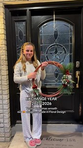 17K views · 108 reactions | A Texas Christmas wreath… created in her ag floral design class by our Spanish exchange daughter and now forever part of our family’s Christmas. #exchangestudent #exchangeyear #hostfamily #floraldesign #christmas | Alayna Conway | Facebook