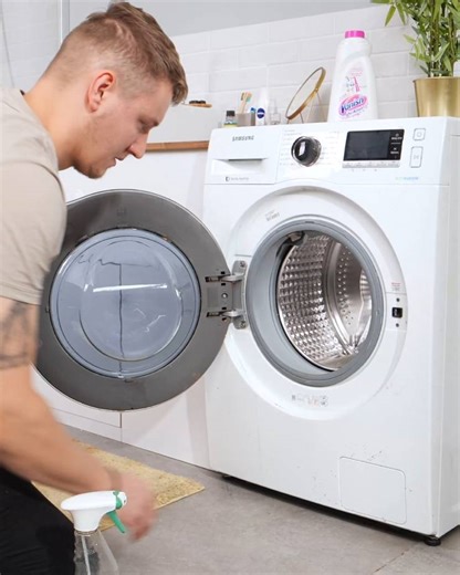 7.8M views · 15K reactions | Easy Bathroom Cleaning | Bored Panda Art | Facebook