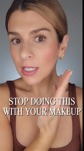 Kate | Makeup Tips on Instagram: "Make this one change with your makeup and tell me if it doesn't INSTANTLY improve how it looks (and how long it lasts!) #howtomakeup #easymakeup #makeupover40 #makeupover50 #matureskinmakeup #foundationmakeup #makeuproutine"