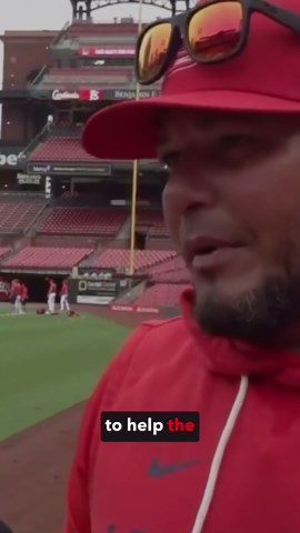 Yadier Molina discusses helping coach the Cardinals