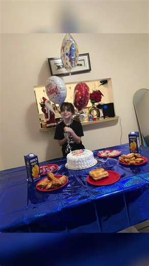 Dairy & Yoel 🇨🇺🇺🇸 (@dairyoel)’s videos with sonido original - Laawwis Gee Wee