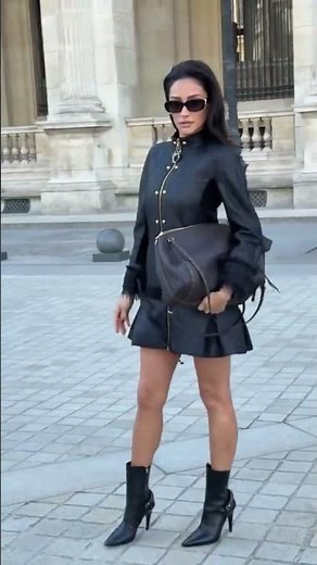 #ShayMitchell looked stunning as she arrived to #LouisVuitton’s spring 2026 show. #shaymitchell #s