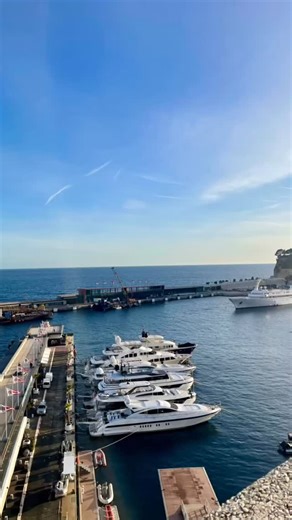 Visiting @monaco.monte.carlo has long been a dream, and it finally happened!!! 🇲🇨 No, we didn’t give a roulette a spin at the @casinosmontecarlo (we didn’t have the appropriate attire, I guess 😉), but waking into the famed lobby was an adventure in itself. Best thing of all - I got to experience it with my folks ❤️ #memories #casinomontecarlo #monaco #montecarlo #côtedazur | Dominika Dancewicz