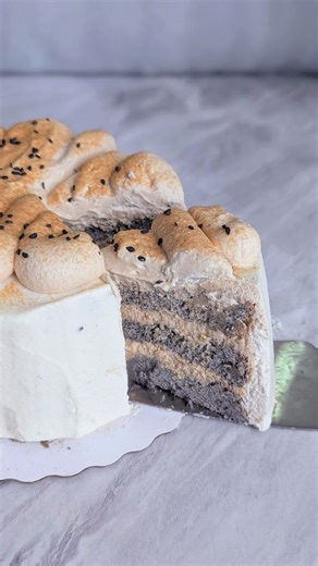angie | bakes and munchies on Instagram: "black sesame & roasted soybean cake 黑芝麻豆乳蛋糕 🩶 for my black sesame fiends, this cake is everything you've ever wanted and MORE. Black sesame and soybean lattes are a popular drink flavor in Asia, and I love these flavors just as much in desserts! The toasted black sesame seeds and roasted soybean powder adds an earthiness and depth to this cake that feels like a warm hug and I can't get enough 😋 black sesame chiffon (makes one 6-inch cake)