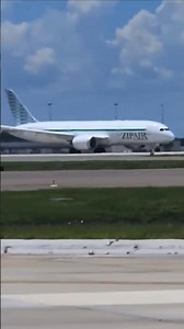 Zipair Boeing 787-8 Takeoff