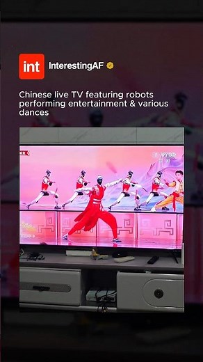 Chinese Robot Entertainers 🇨🇳