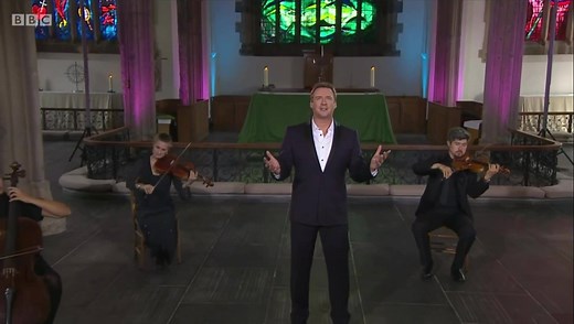 Russell Watson - You Raise Me Up (Live on Songs of Praise)